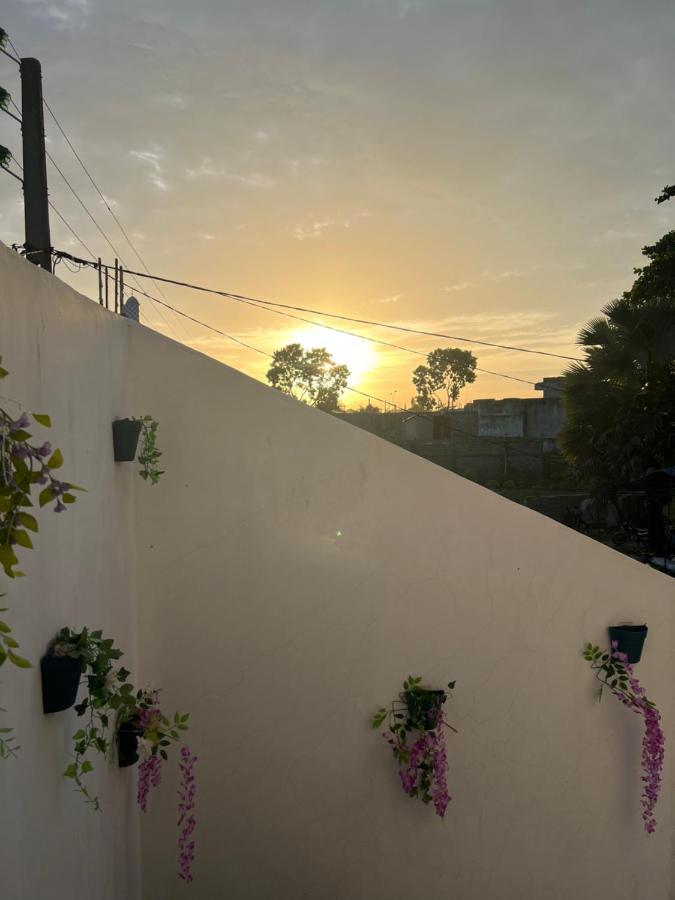 Bel Appartement Avec Petit Balcon Sympa Porto-Novo Exterior foto